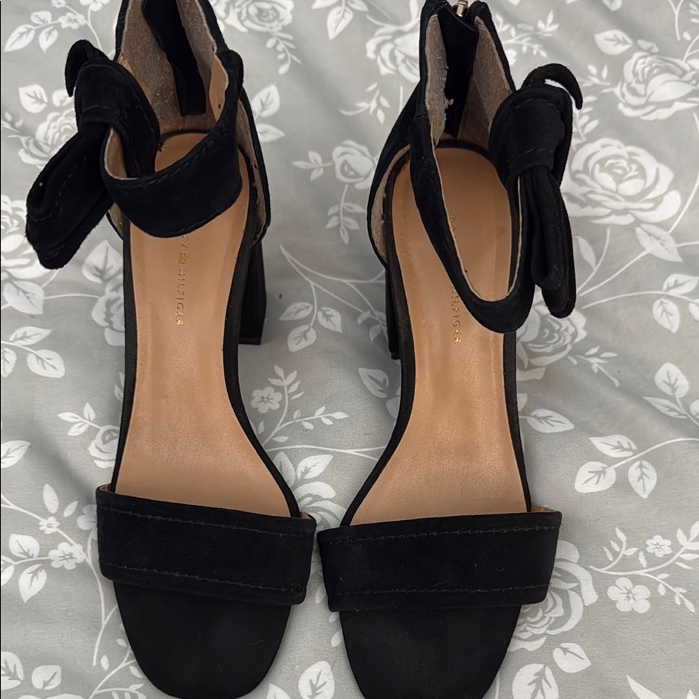 Black Women's Heeled Sandals
